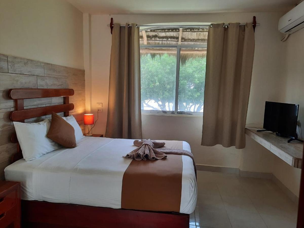 Porto Coral Hotel & Suites Chetumal Exterior foto