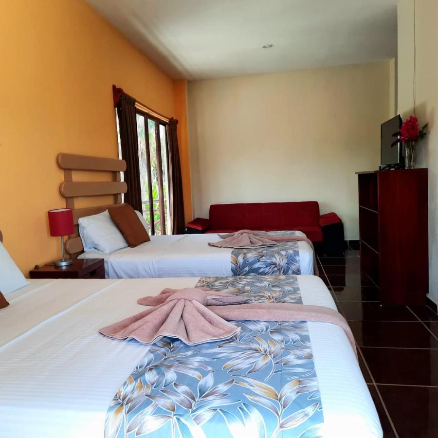 Porto Coral Hotel & Suites Chetumal Exterior foto